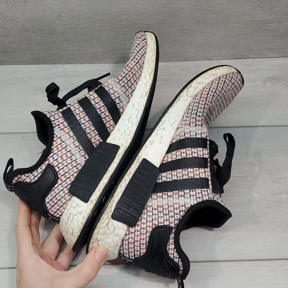 Adidas Mens NMD R1 Athletic Running Sneakers shoes sz 8 main image 14